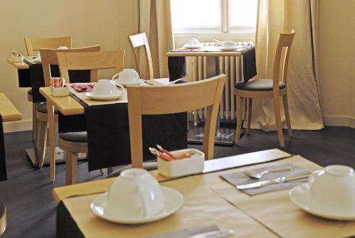 Hotel Ronsard ตูร์ ภายนอก รูปภาพ